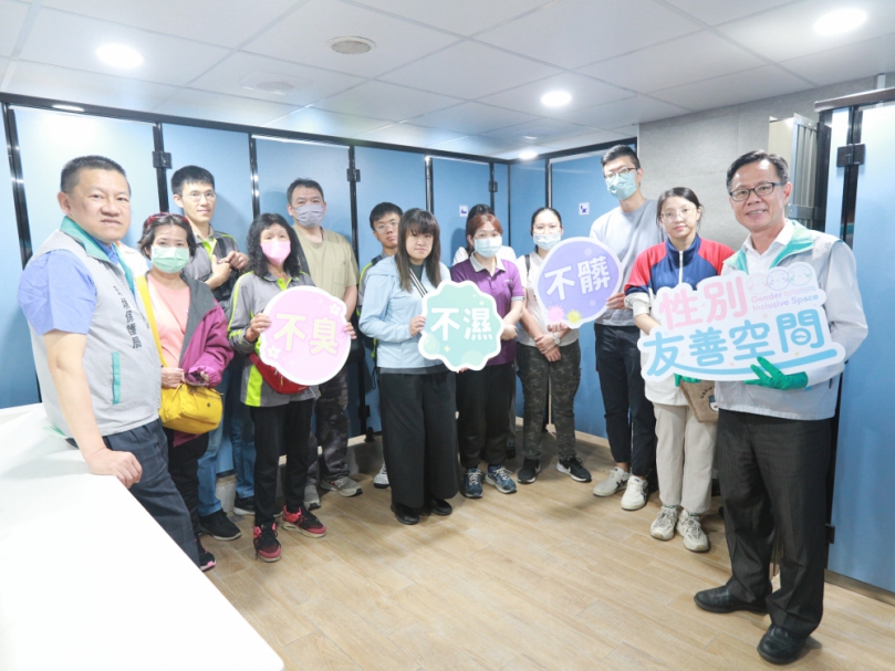 小公廁大學問！新竹市辦公廁清掃學習   邱臣遠期勉建立公廁文化