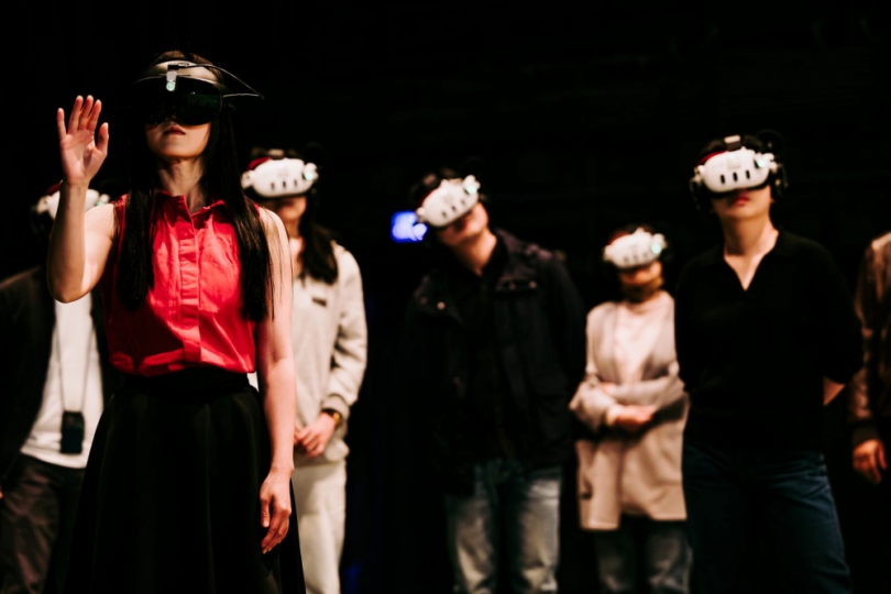 以科技打造的夢境和詩意 河床劇團《之間》臺中41場全數完售