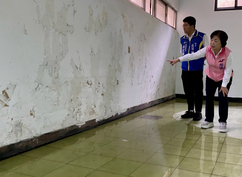 栗林活動中心歷經近半世紀風霜　楊瓊瓔、賴朝國爭取經費分年修繕