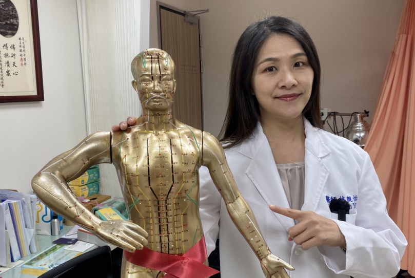 咳嗽近2個月，求助員榮醫院中醫師林親怡才獲改善。（照片員榮提供）