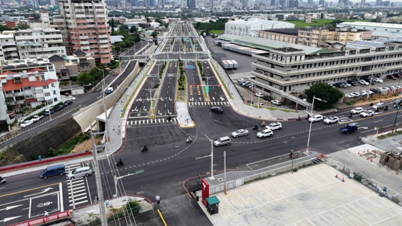 「市政路延伸」受矚通車上班首日湧車潮    中市多面向優化已恢復順暢
