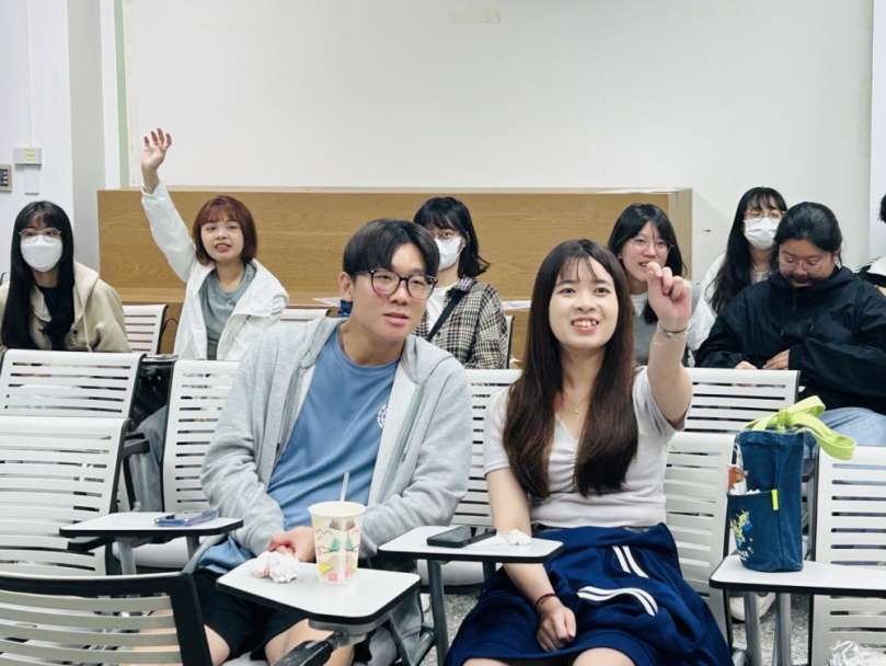 業界最高保障薪資！逾一成視光新鮮人搶進JINS 前進亞大、中山醫大 JINS打造年輕世代最想加入的眼鏡品牌