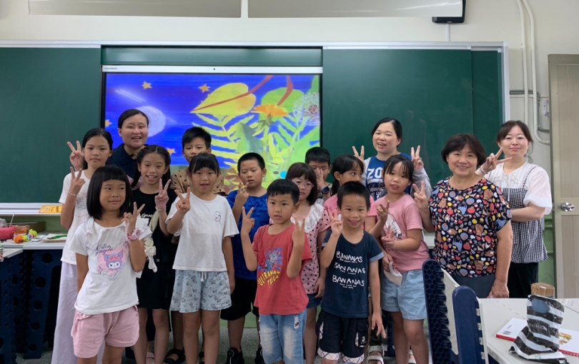 「親子英語共讀」，福德國小「靜思書軒」登場。（照片福德提供）