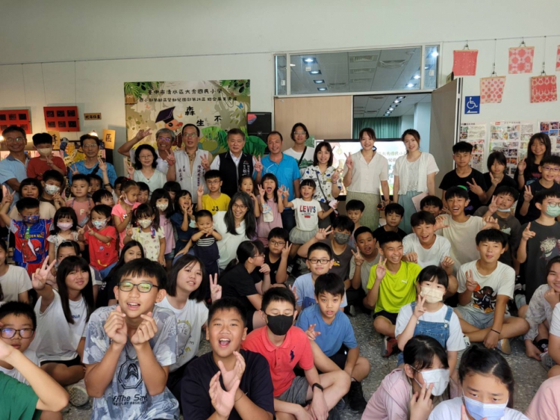 大秀國小畢業美展與畢業歌創作交織「森生不息」為青春譜出最深刻的告別