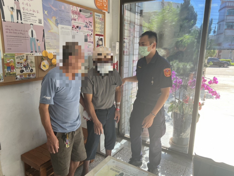 失智男自行離開醫院迷途6小時清水警方獲報1時內尋獲平安帶返