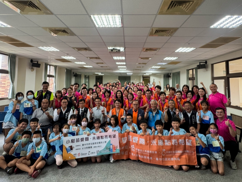 公私協力推教育　市議員楊大鋐攜手禾繕基金會助學西屯泰安國小添購圖書