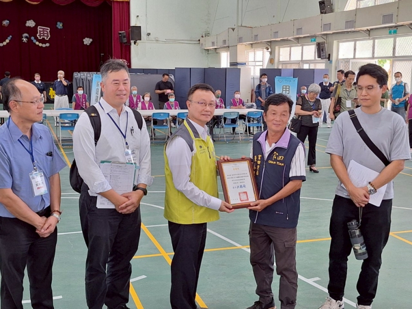 官田區公所舉辦「境況模擬桌上演習暨避難收容處所開設演練」 強化災害應變韌性 企業志工熱情參與成亮點