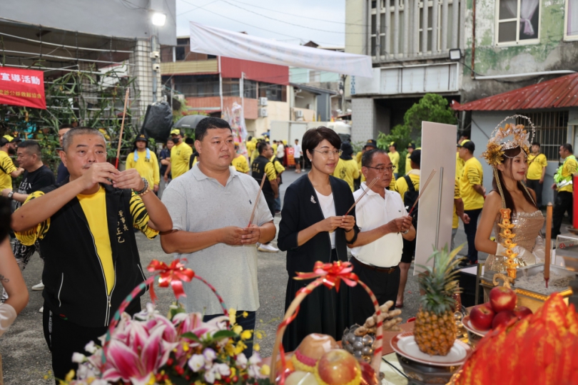 水里天聖宮虎爺聖誕遶境活動　許縣長上香祈福