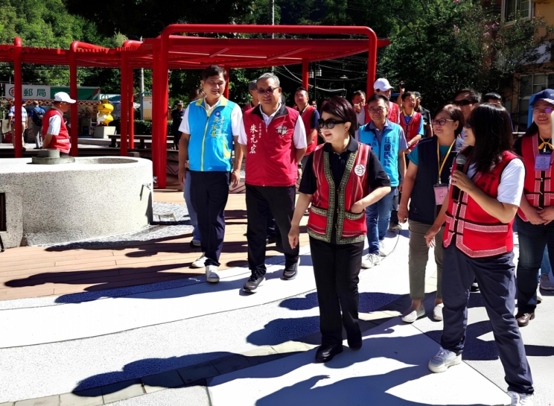提升溫泉觀光魅力！中市和平谷關溫泉廣場泡腳池整修完工再出發