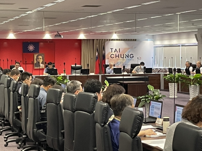 籲請民眾落實孳生源清除  中市府跨局處研商登革熱防治工作