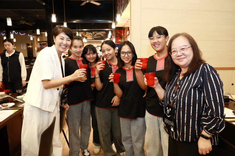 台灣原聲童聲合唱團歐洲巡演榮耀回國 許縣長兌現承諾宴請鼓勵