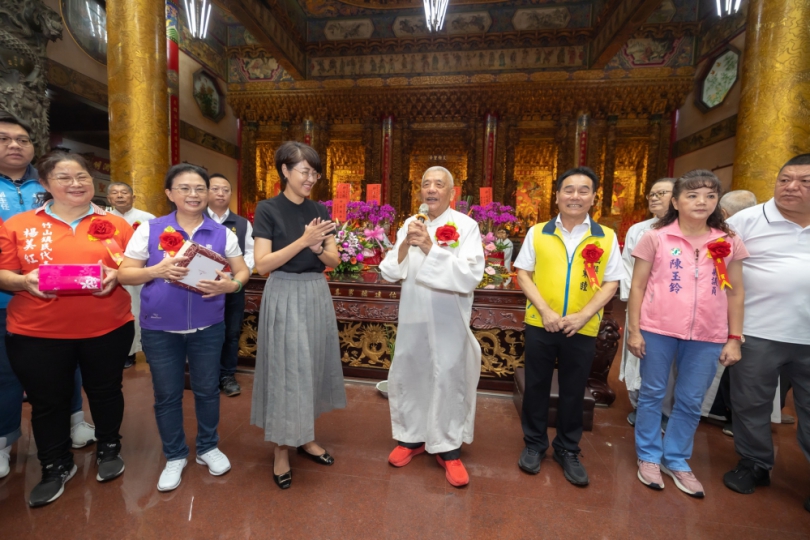 關聖帝君1866年聖誕　許縣長赴竹山克明宮祈福