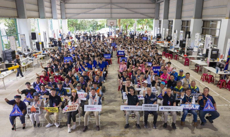 挑戰國境之南天際線   首屆「台灣盃火箭競賽」屏東旭海開幕　15組決賽隊伍各顯神通