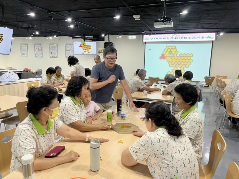 大甲區農會辦趣味桌遊　活化長者大腦及樂趣