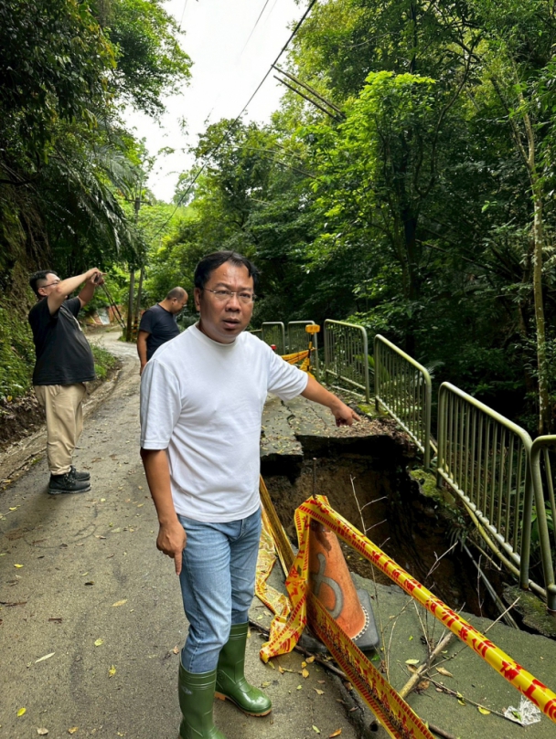 盧市長去澳洲救災嗎？還是去散散心？您安心嗎？