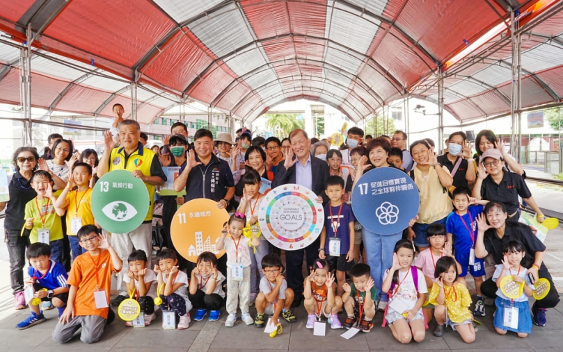 中醫大附醫攜手消防局舉辦「防災韌性親子體驗營」全家齊心闖關大冒險寓教於樂強化家庭與社區防災力