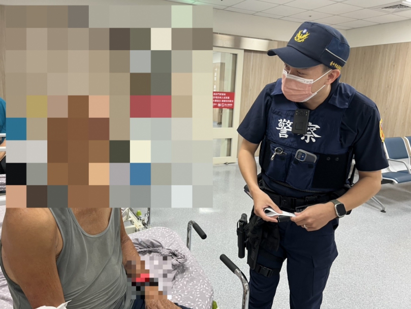 失智老翁騎車外出路倒清水警方獲報為他找到家人