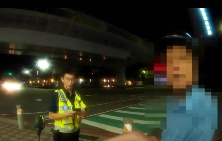 八旬老翁鬼打牆五個小時   南屯警循跡尋獲襄助返家