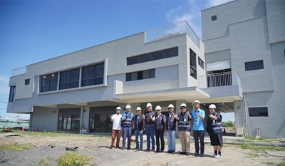 中市梧棲三里聯合活動中心首度亮相建設局長視察力拚115年上半年完工