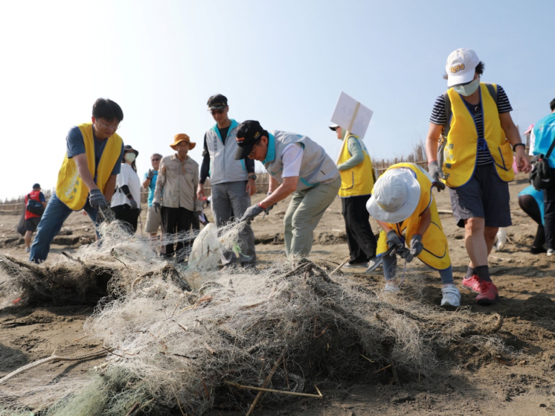 自己海岸自己顧   新竹市秋季灘大動員   還我乾淨海岸線！