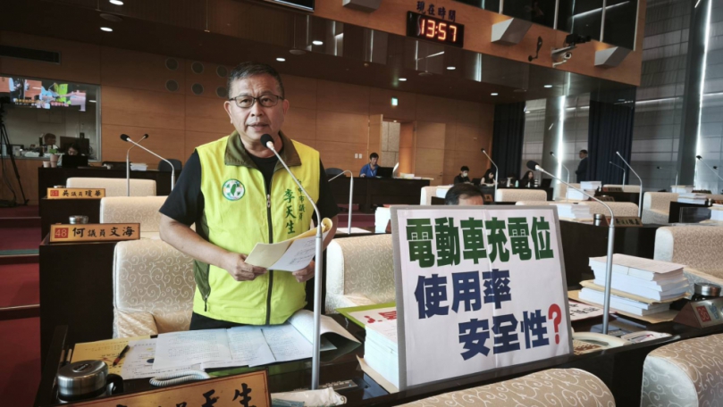 中市府補助公車裝設先進駕駛輔助系統  民進黨市議員李天生質疑為何還發生公車肇事事件