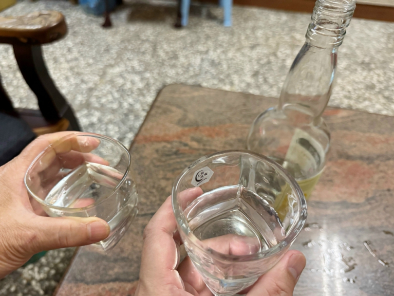 喝酒喝到茫憋尿不自知  小便到一半膀胱爆裂