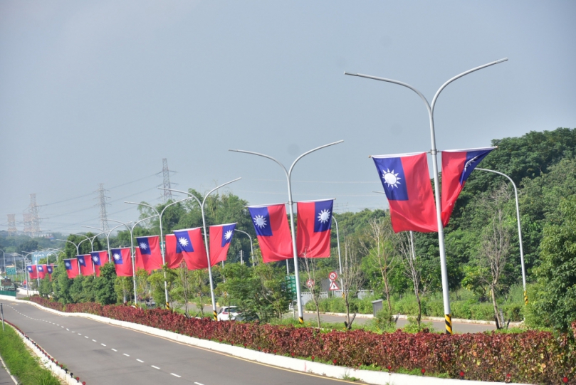 旗耀台中  全城飄揚  中市1.6萬面國旗迎雙十