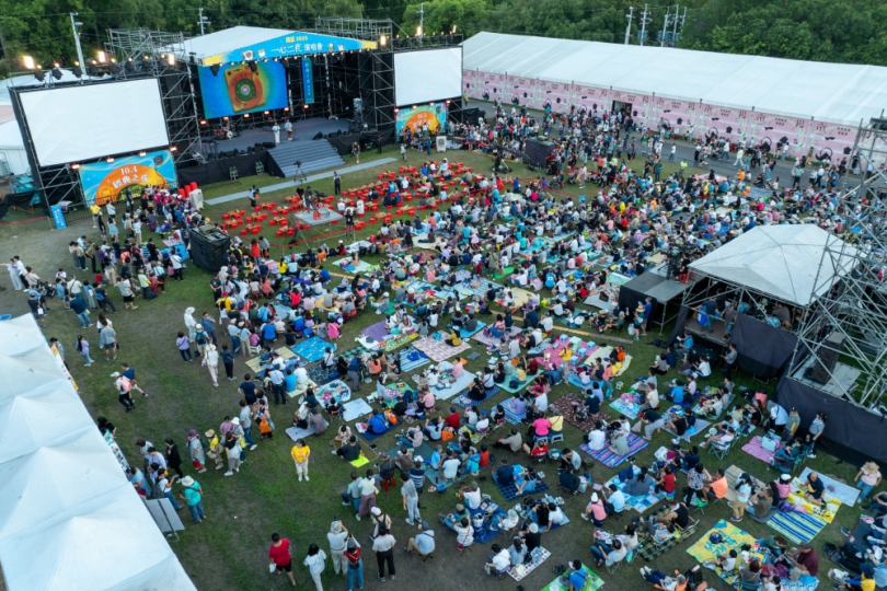 南投一心二夜「經典之夜」演唱會　人潮擠爆中興大操場