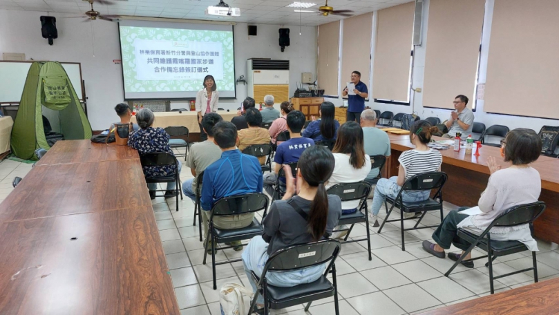也是創舉！新竹林業分署試辦排遺帶下山   共同守護霞喀羅國家步道