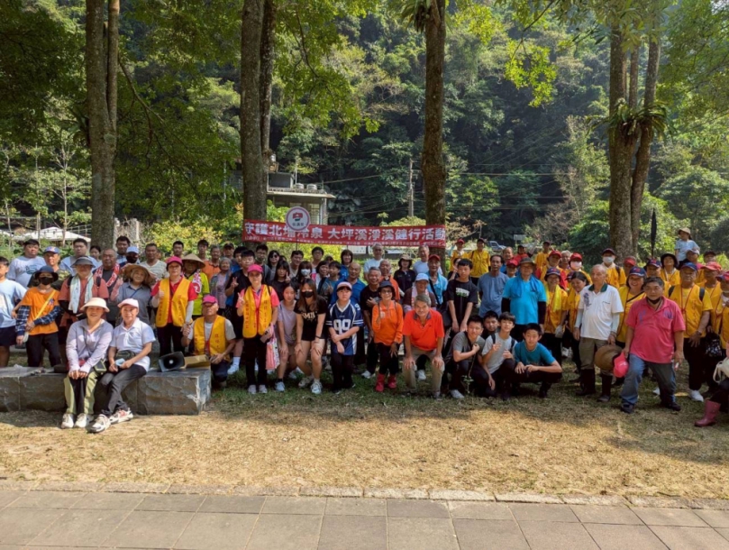 一兼二顧   北埔鄉長莊明增發動冷泉淨溪   清潔環境也嚴防偷倒廢棄物