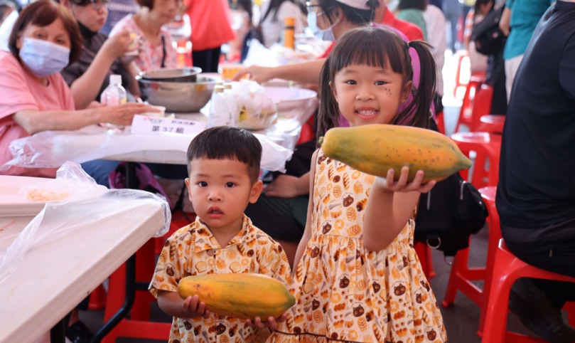 雲林縣長張麗善推廣林內三寶　木瓜界的愛馬仕魅力嘉年華熱鬧登場