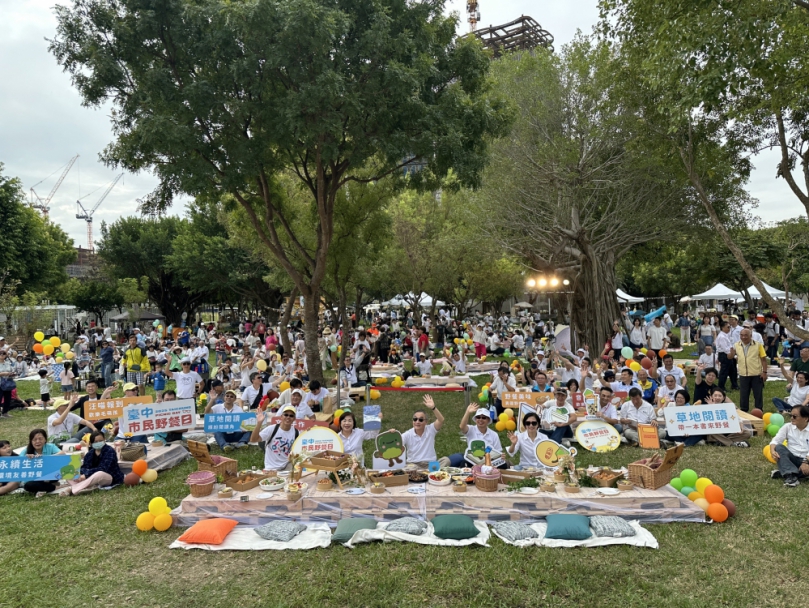 突破26萬人潮再創新紀錄！台中市民野餐日全市29區熱情響應共度草地閱讀時光