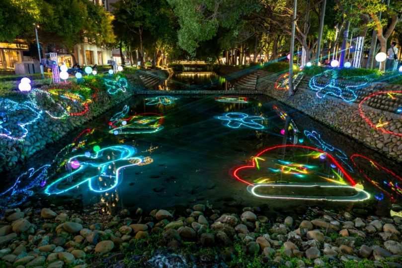 新竹冬季最美序曲「逐夢之樹」   光雕串聯舊城區    護城河展丰采