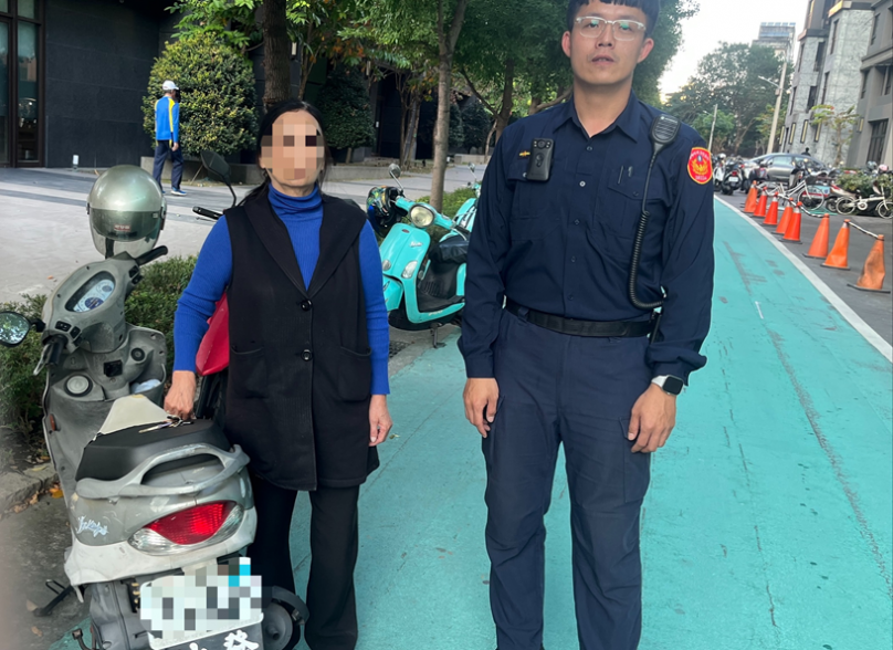 熱心頭家警奔10公里外  助婦人找回失蹤機車