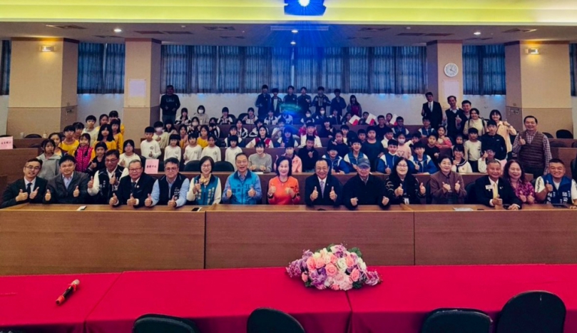 后里區101位學子獲頒品德獎學金　企業與社區攜手打造最溫暖的典範力量