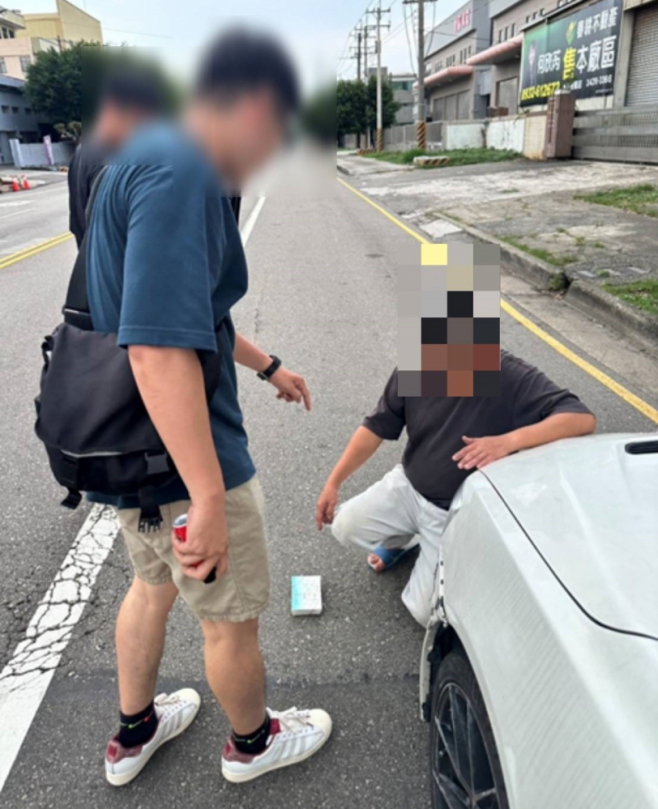 詐欺車手前來取貨   埋伏員警現身逮獲