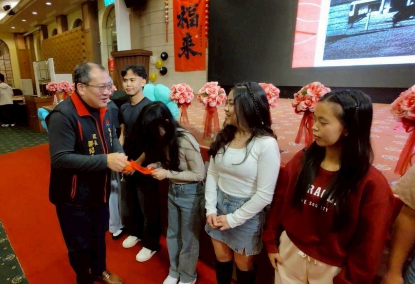 僑生春節祭祖暨師生聯歡餐會　僑教深耕文化傳承在致用