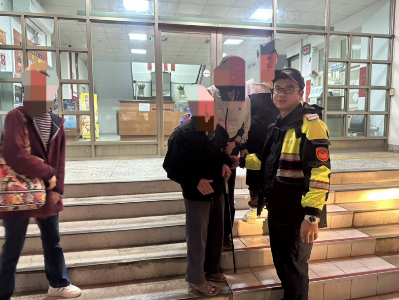 迷途老翁稱附近走一走竟獨走了20公里清水警方助他返家