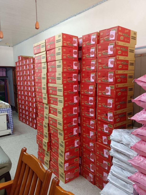 寒冬送暖不應只重「量」更應重「質」台中榮總營養部醫師指出：「泡麵屬高鈉、高脂、低纖、低蛋白加工食品、長期食用恐加重高血壓、腎臟負擔。