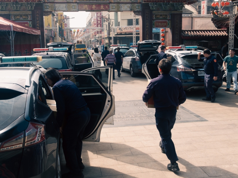 警民廟企齊心送暖　西螺年前物資關懷弱勢過好年