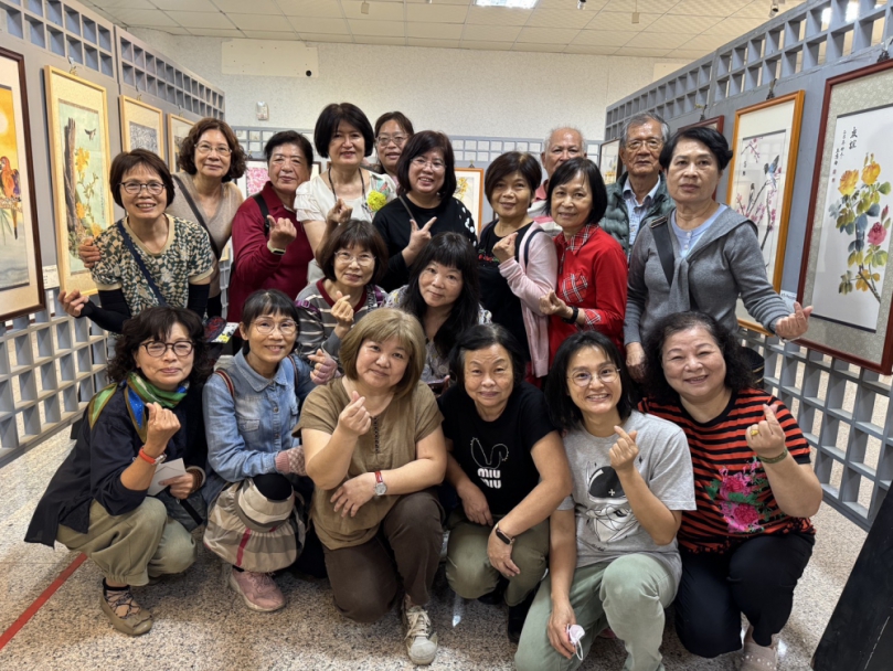 台南市北門區三寮灣東隆文化中心舉辦「羽墨生香」羅色惠師生作品聯展