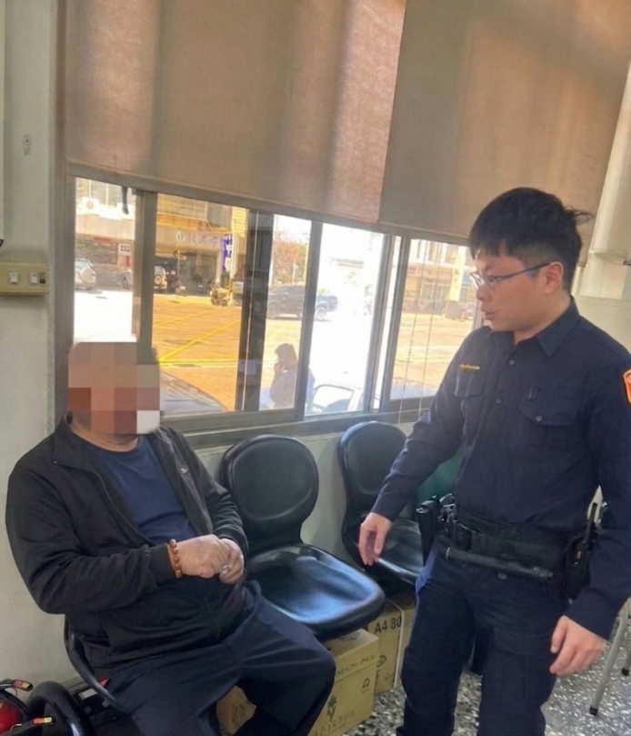 父眼前一片黑、後腦著地仍心繫愛女  警「霸氣一語」助就醫