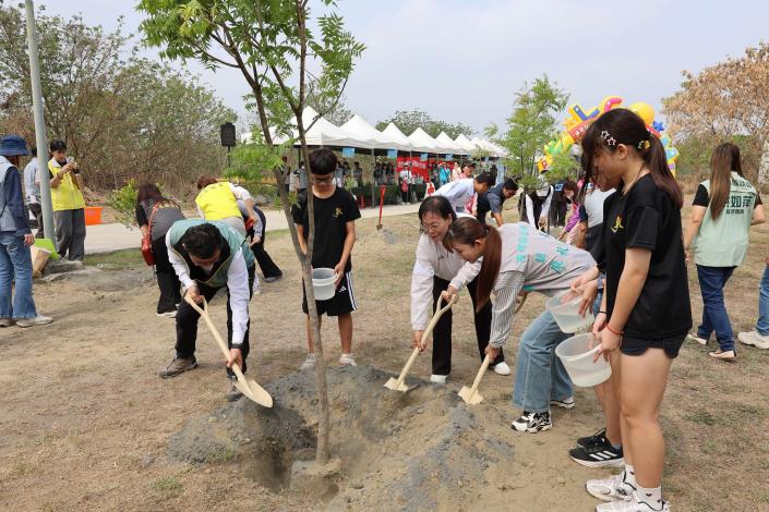 植樹抗暖化行動升溫　西螺推原生林打造永續森活環境