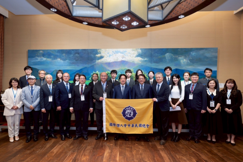 深耕原鄉服務有成 中國醫大杏服隊奪全國傑出社團並獲總統接見