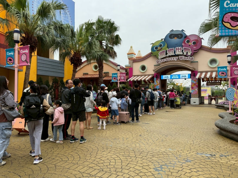 天公作美！麗寶樂園連假首日「涼感開玩」！內行玩家：免排隊、免曬傷才是王道！