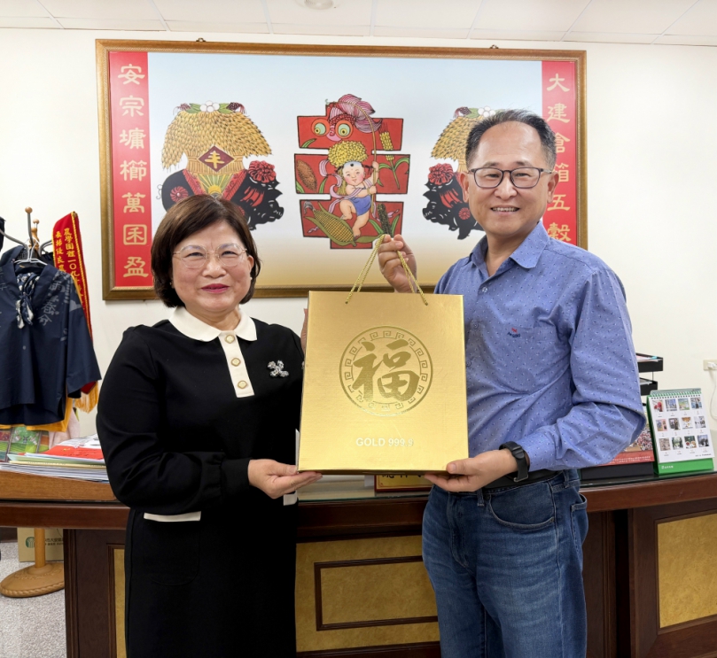 從算盤到電腦　見證大安肉品市場轉型的王明華副主任四十餘載榮退