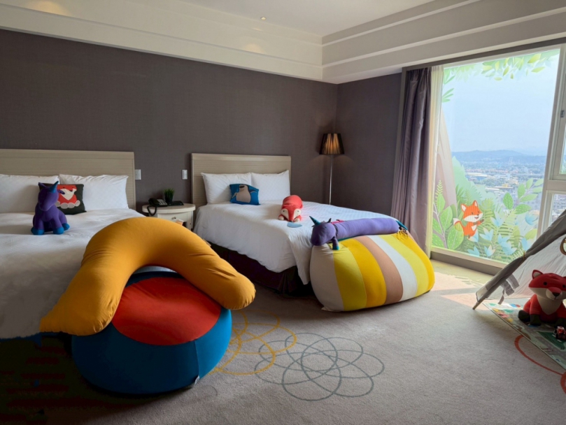 新竹老爺酒店「森林小聚」主題房超療逾   Yogibo懶骨頭親子最愛