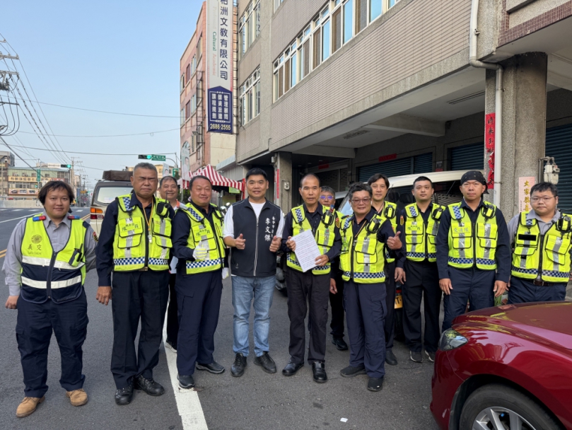 300輛黑色機車隊整齊出發　大甲媽遶境特色特顯眼
