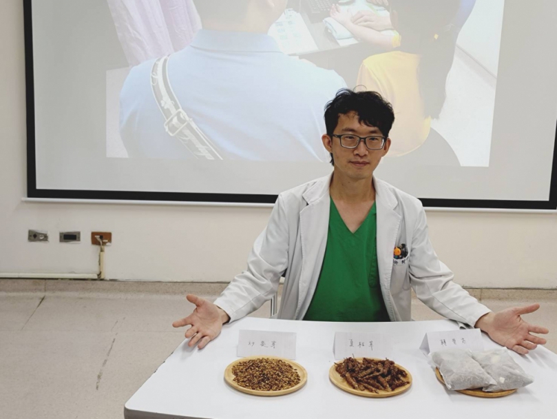 7歲女童出現乳房早期發育　醫師：應評估性早熟並依個別情況治療