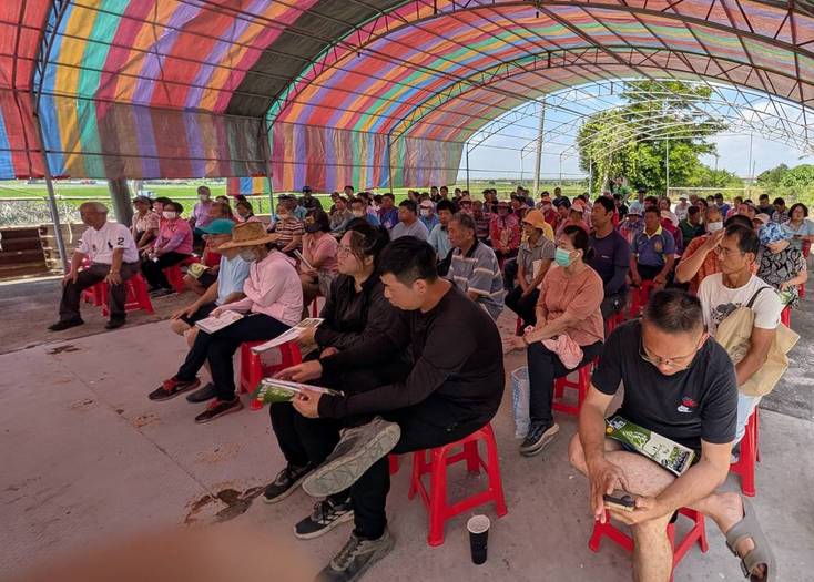 植物診療師下鄉新港溪北村土壤健診 診斷植物病蟲害及土壤檢測